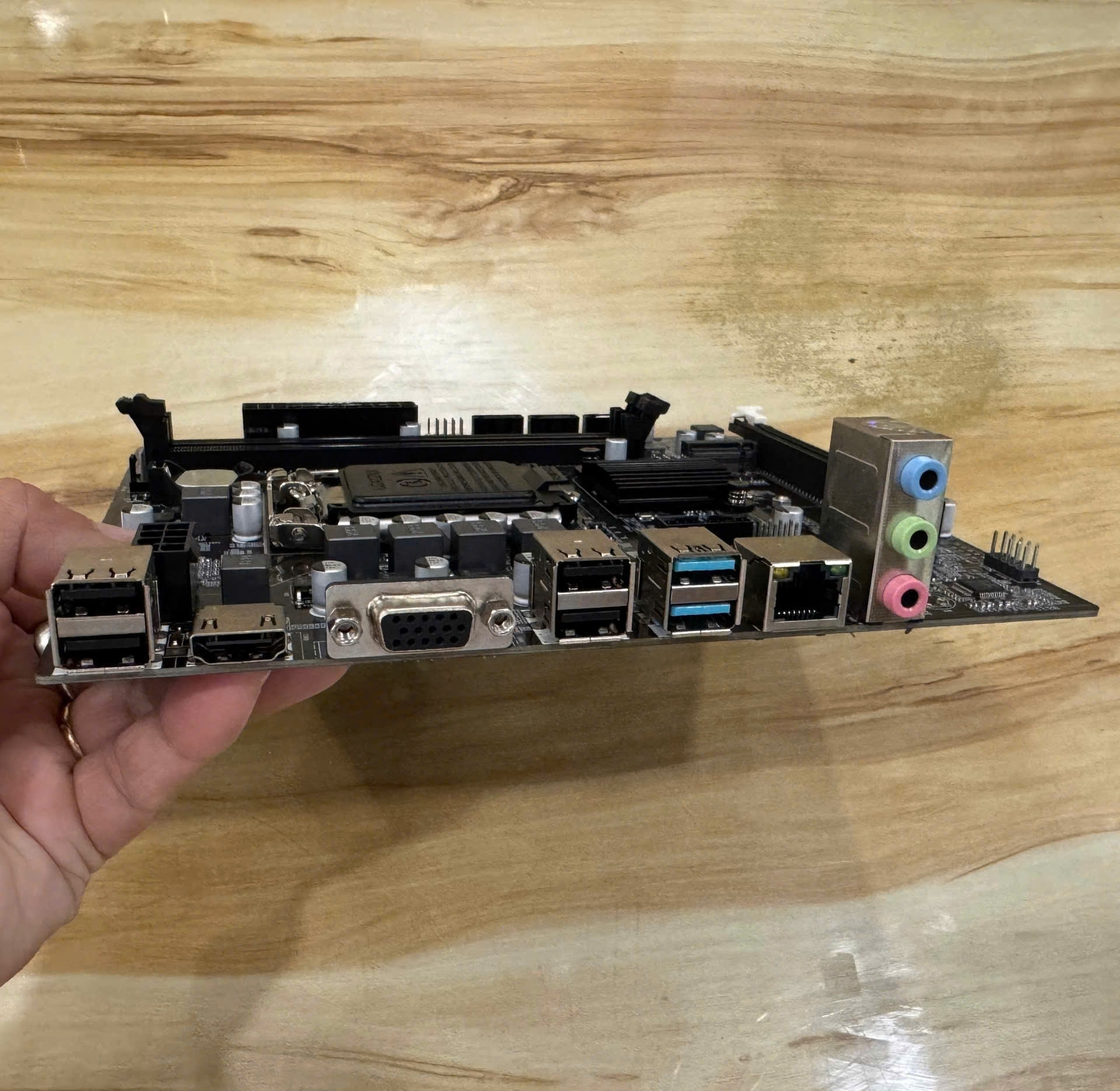 Mainboard Winnfox H110 Chính hãng.